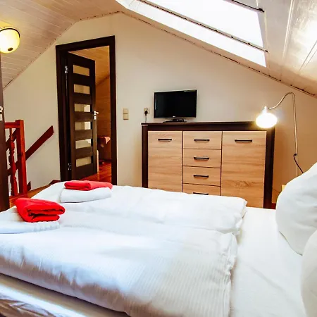 Paula Wellness & Bed & Breakfast 4*