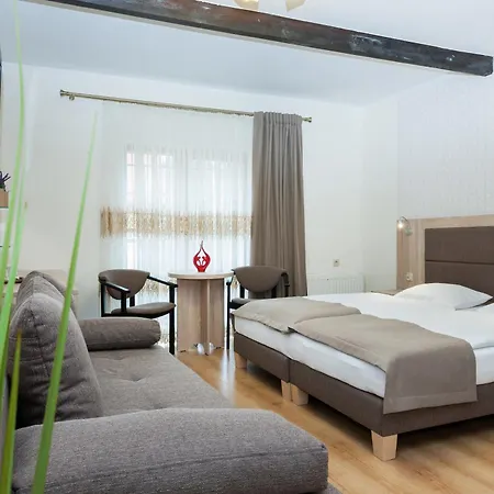 Paula Wellness & Bed & Breakfast