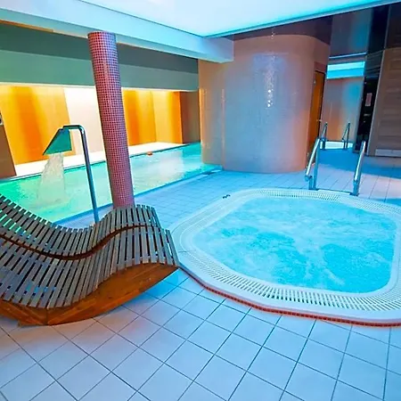 Paula Wellness & Bed and Breakfast 4*