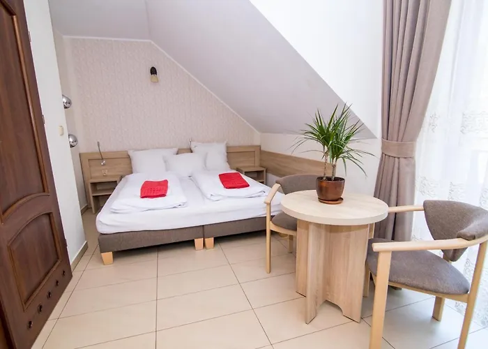 Paula Wellness & Couette-café 4*